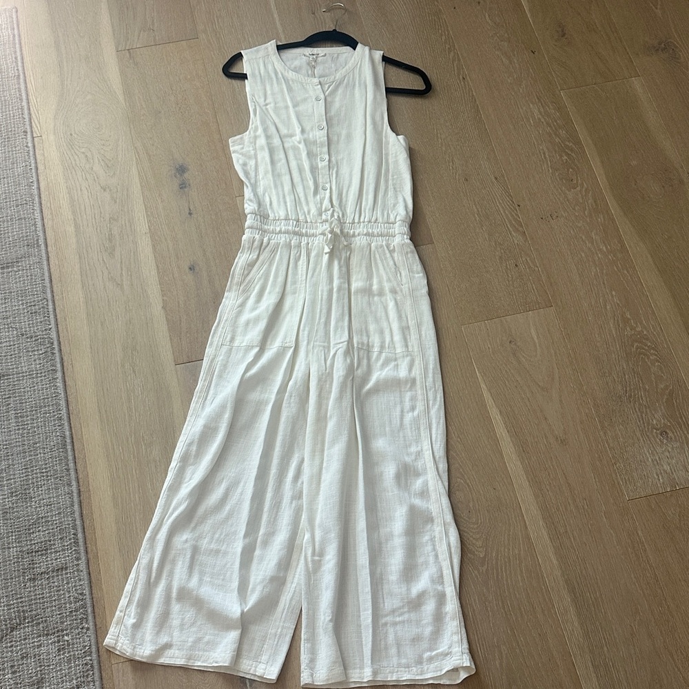 NWT Splendid White Sleeveless Jumpsuit xs